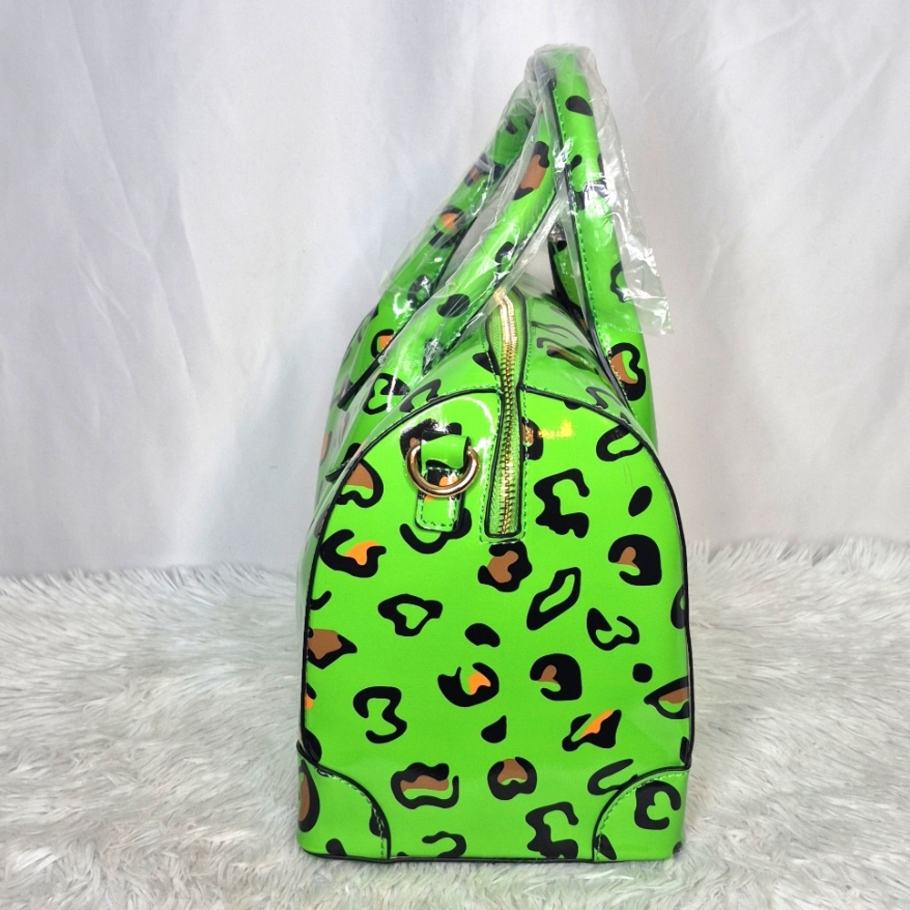 Leopard Print Vegan Leather Boston Bag & Wallet ๐๐๐ - Picture 9 of 15